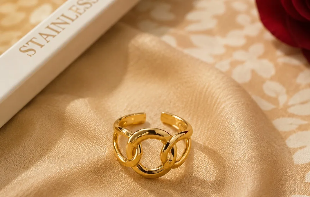 Infinity Knot Gold Ring