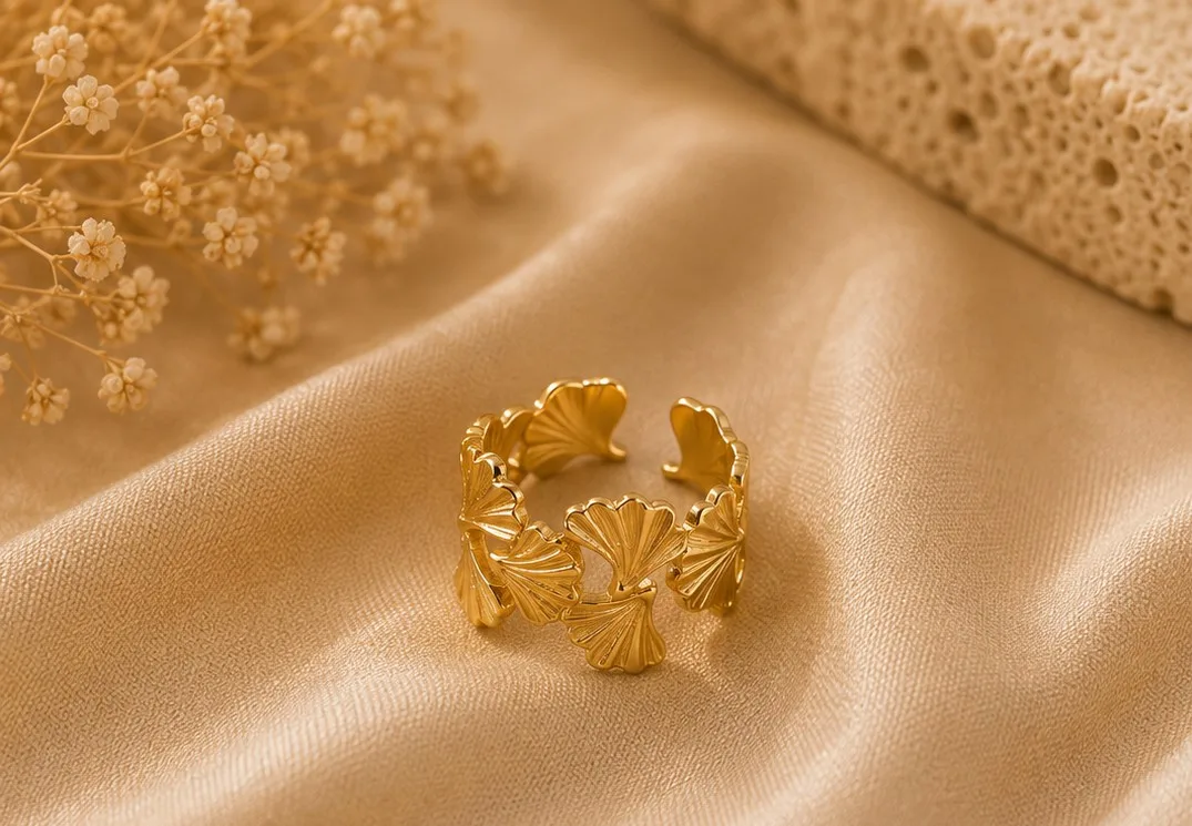Sculpted Petal Flower Ring